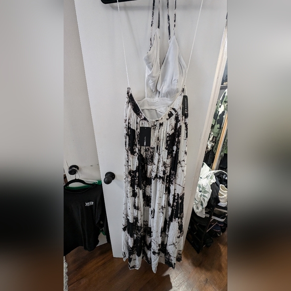 Pebble Beach fashion nova dress BNWT - Picture 4 of 4